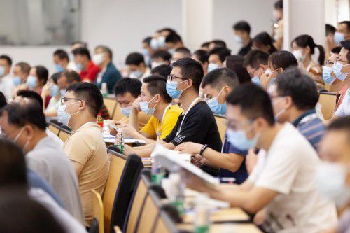 碰撞智造思維，直擊2022富士康SIP汽車電子技術交流大會 技術服務新范式